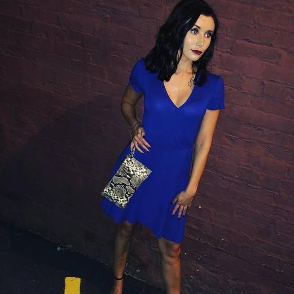 Meet your Posher, Carly - Picture 1 of 1